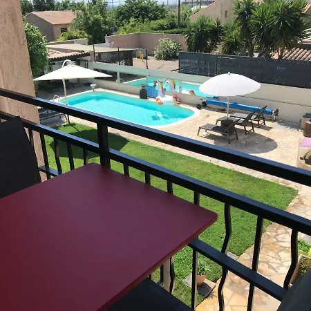 Auberge de jeunesse Debbie's Crew House Antibes