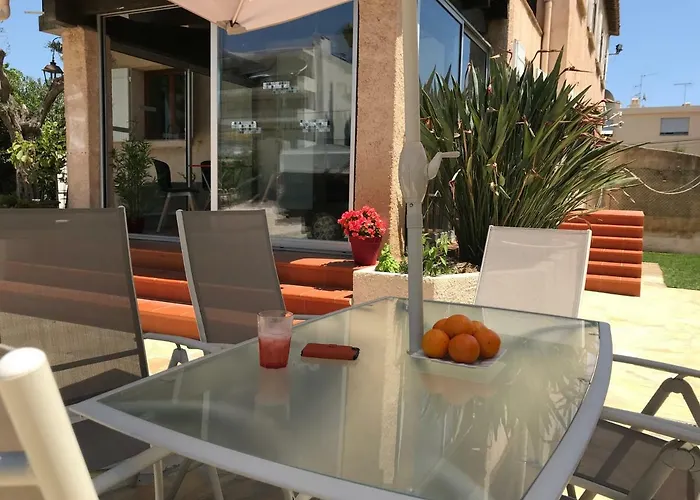 Debbie's Crew House